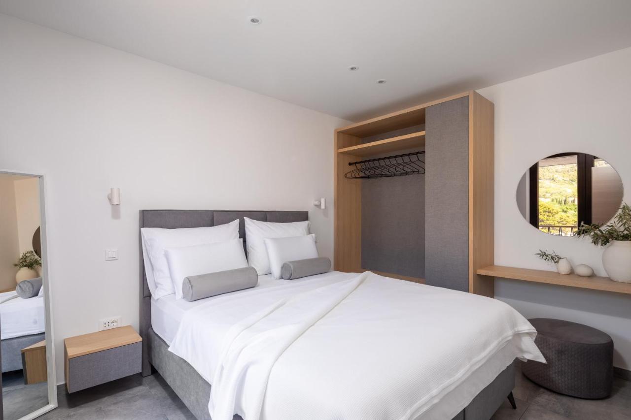 Residence The One - New Komiza Bagian luar foto
